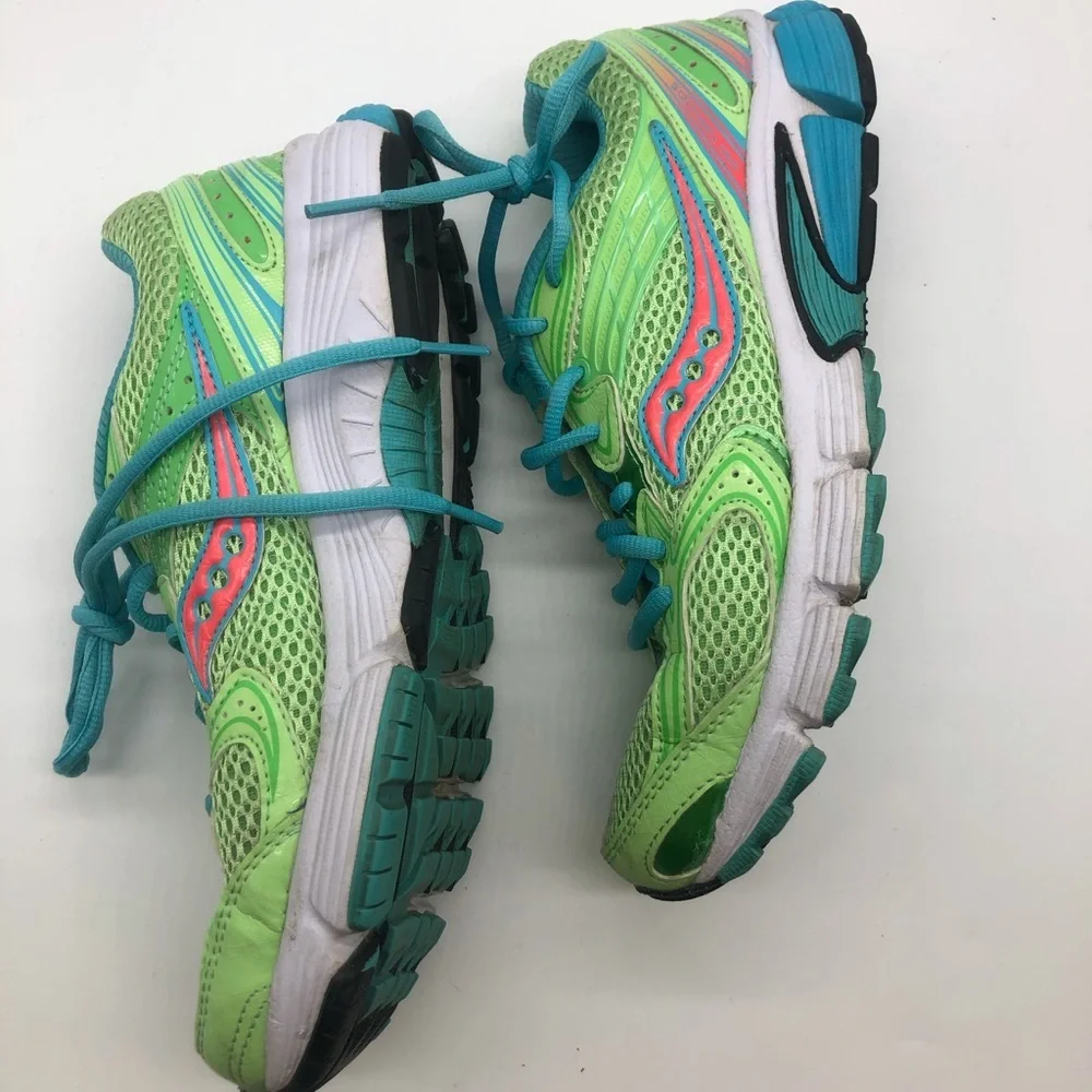 Saucony running shoe